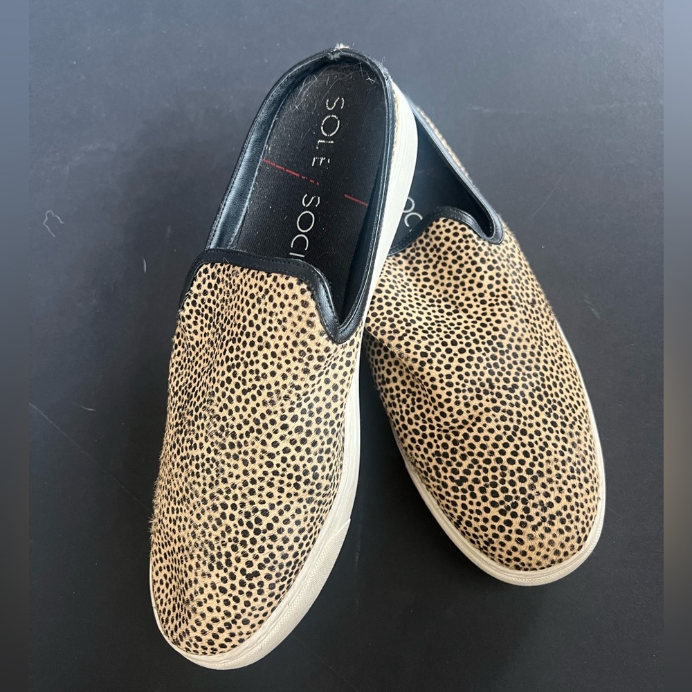 Ladies leopard print slip-on mule